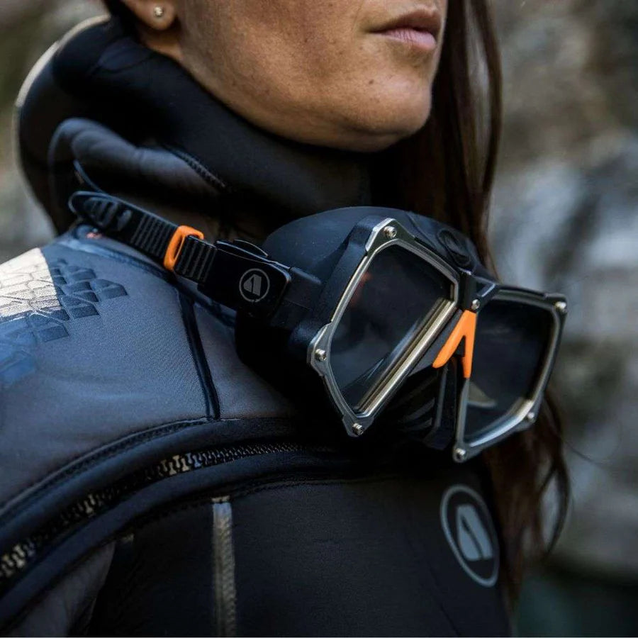 Apeks VX2 Diving Mask